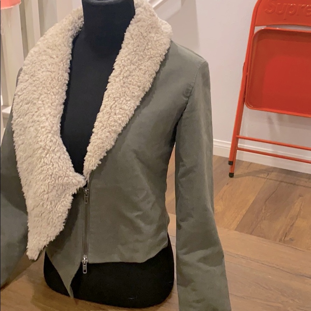 Hyden Yoo Jacket in Army Green (Size 2)